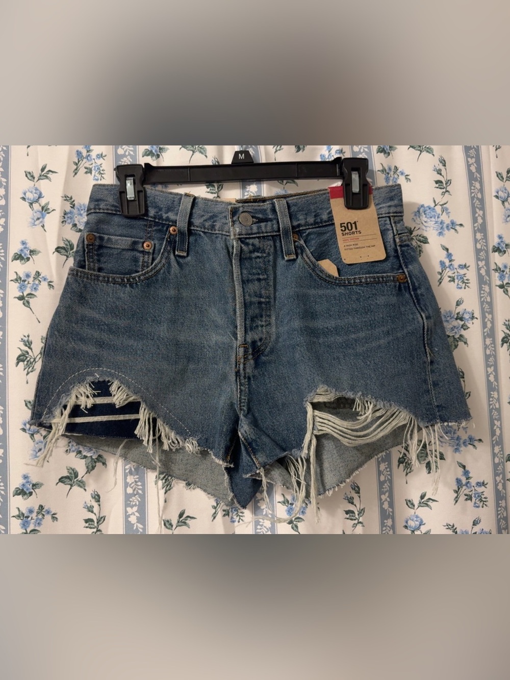 Levi's 501 Women’s Distressed Cut Off Denim Shorts NWT